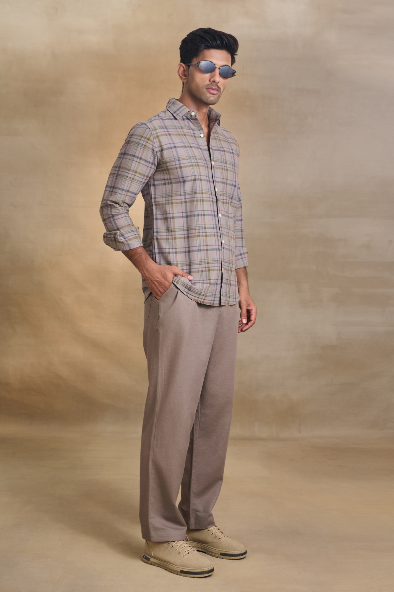 Mens Relaxed Fit Trousers/Baggy Pant - Brown