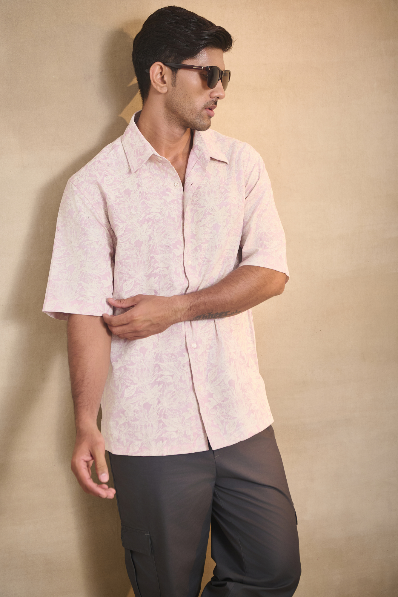 Half Sleeves Printed Classic Collar Oversize Shirt - Pink