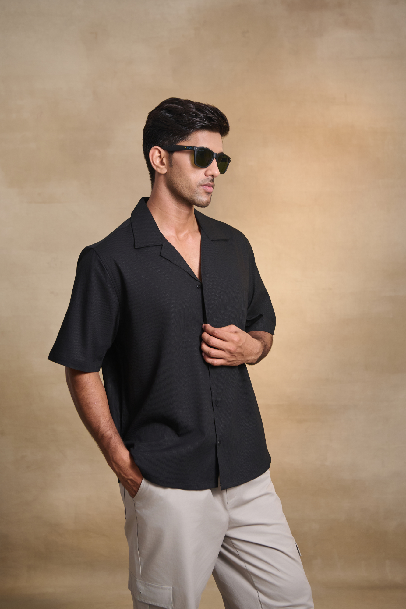 Cuban Collar Oversize Half Sleeves Shirt - Black
