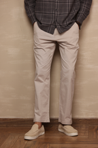 Relaxed Fit Chinos Cream