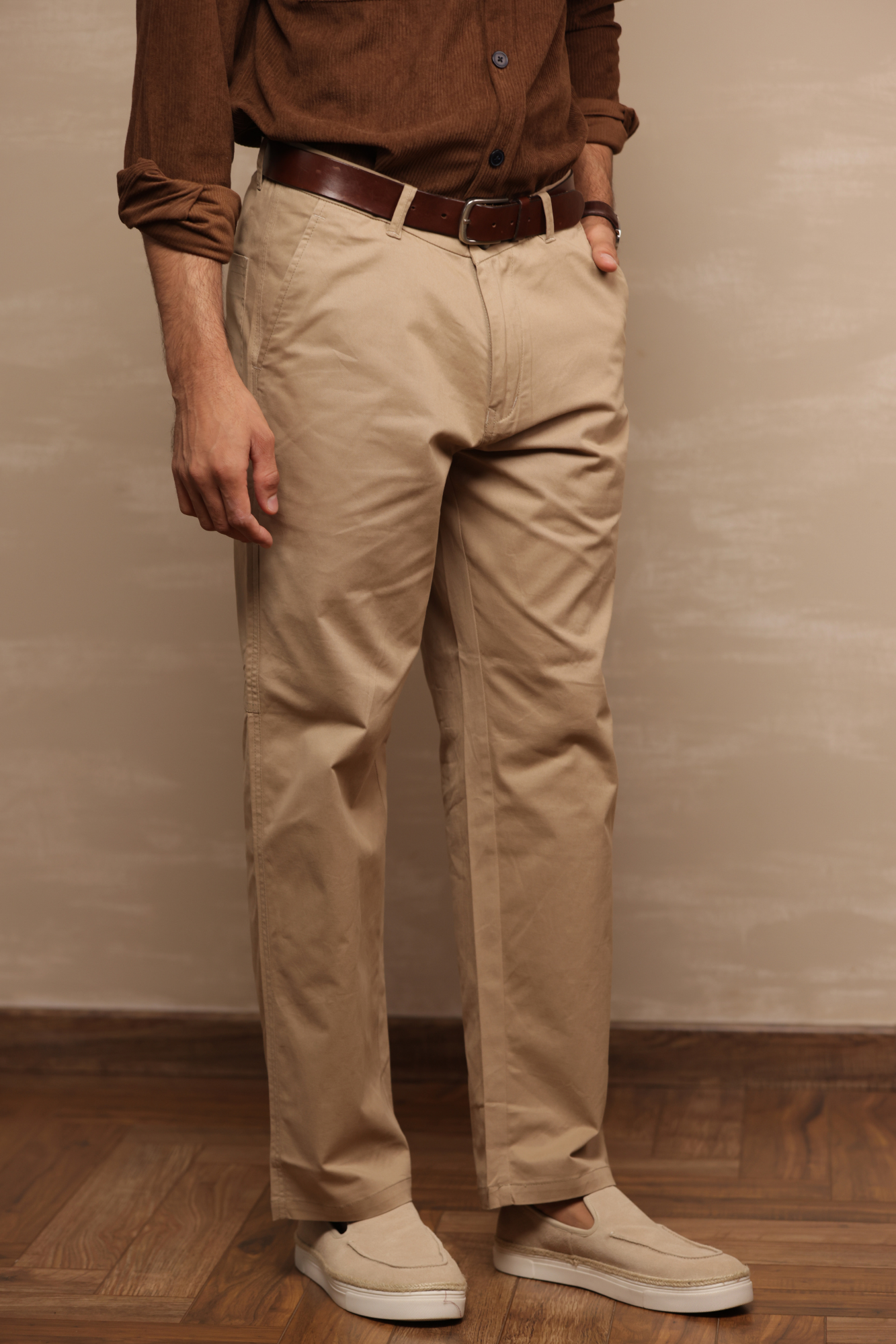 Classic Regular Fit Cargo Back Pocket Light Brown