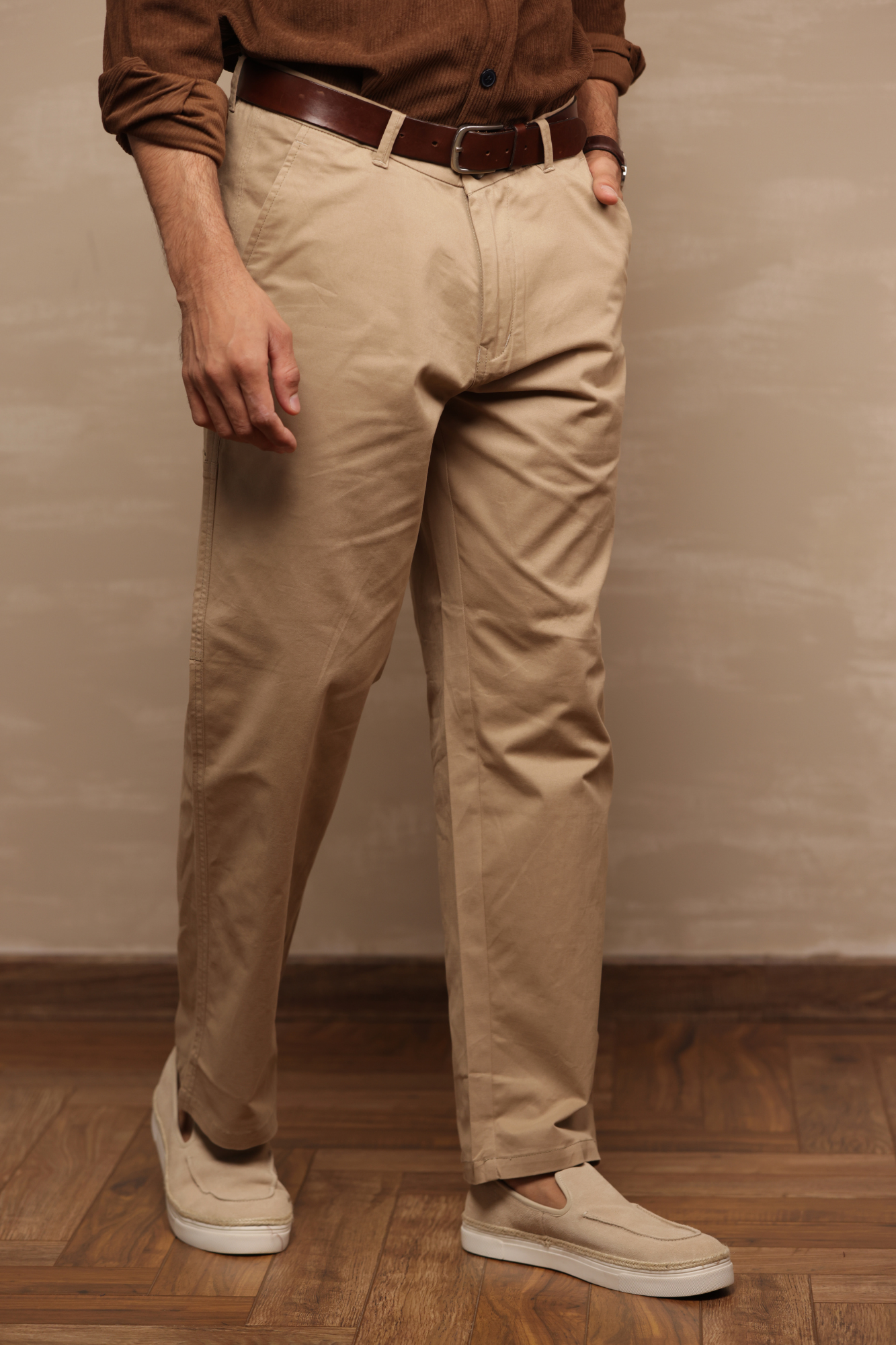 Classic Regular Fit Cargo Back Pocket Light Brown