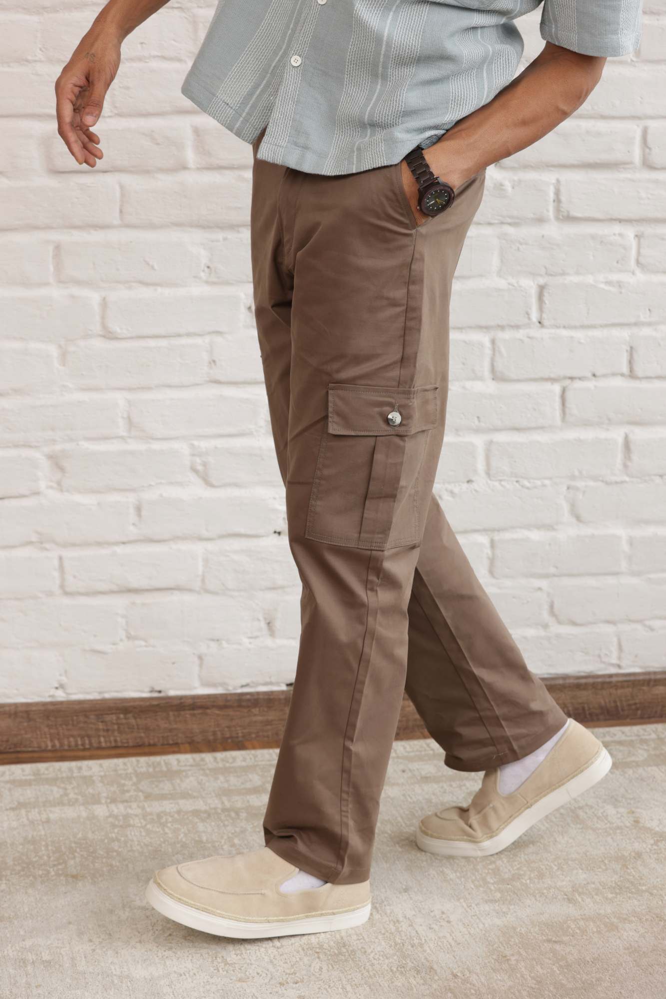 Classic Regular Fit Cargo Side Pocket Brown